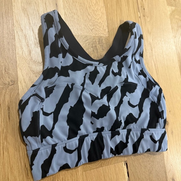 Varley Medium Racerback Sports Bra - Picture 2 of 6
